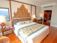 โรงแรมดิเอ็มเพรส เชียงใหม่ โรงแรมใกล้สะพานเม็งรายอนุสรณ์