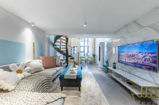 A dream B & B (Evergrande Dijing store, Yichang Canal Park)