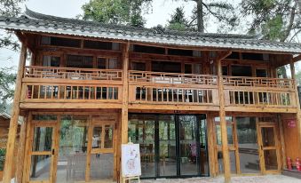 Shi Bingyunsu Heichong Homestay