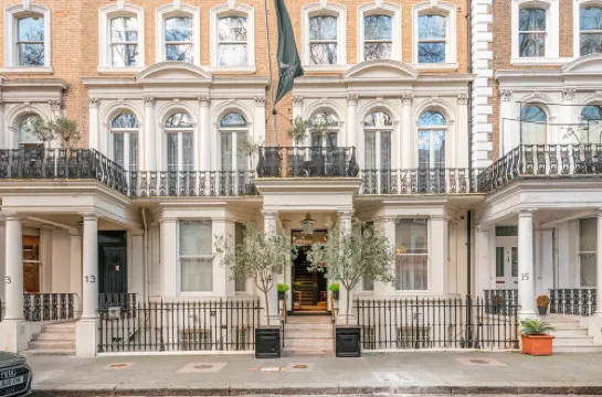 Claverley Court Apartments Knightsbridge