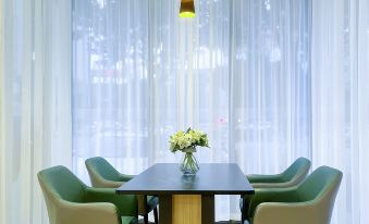 City Comfort Inn (Wuzhou Bus Station) - Housity