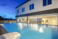 Swiss-Belhotel Cendrawasih, Biak Hotel a Ambroben