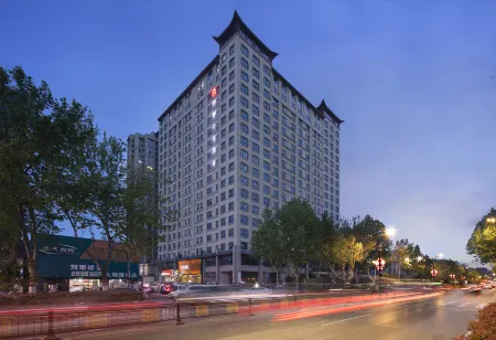 QIANNA HOTEL FINE (Kaifeng Millennium City Park Starlight Plaza Shopping Center) Отели рядом с достопримечательностью «Kaifeng Fu (Kaifeng Palace)»