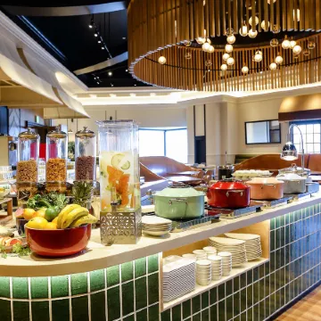 Oriental Hotel Universal City