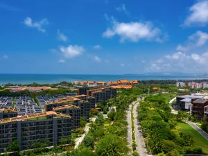 Sanya Haitang Bay Guoguang Yihai Villa