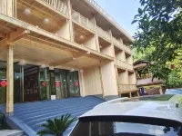 Q+ Shunan Zhuhai Qixiange Hot Spring Hotel Hotels in Changning