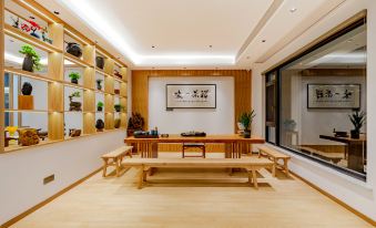Jianshui Residence (South Gate Store of Huangshan Scenic Area)
