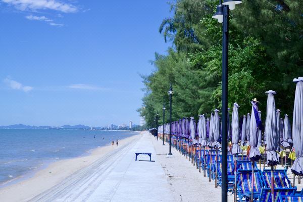 Golden Guesthouse by the Beach Cha Am(โกลเดน เกสต์เฮาส์ บาย เดอะ บีช ชะอำ)_2