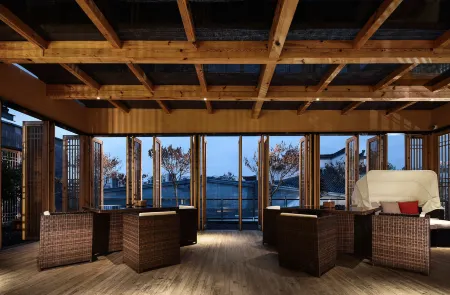 Hui Leisure Inn Отели рядом с достопримечательностью «Cheng's Miyake»