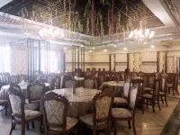 Ruifeng Hotel Buerjin (Food Street Night Market)