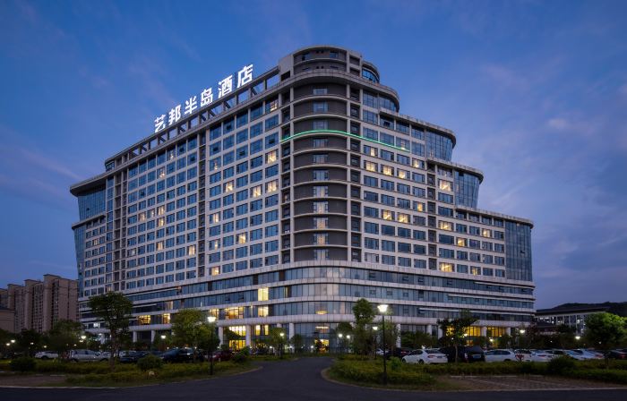 Yibang Peninsula Hotel
