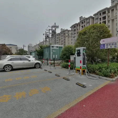 LAVANDE Hotel (Pingxiang Wugong Luxi store)