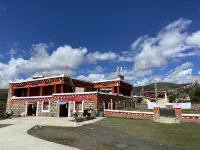 Road Luo Inn
