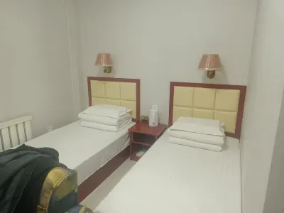 Jinruixiang Business Hotel Các khách sạn ở Trác Tư