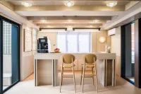 YING’nFLO, Hong Kong, Wan Chai (Langham Hospitality Group)