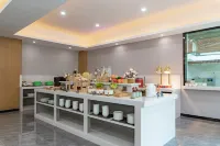 麗怡飯店（淮安漣水大潤發安東路店） - 停車場