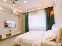Huayang Nianhua Daily Rental Apartment (Mudanjiang Wanda Plaza)