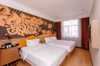 IU Hotel（Jinzhong People's Hospital） - parkir