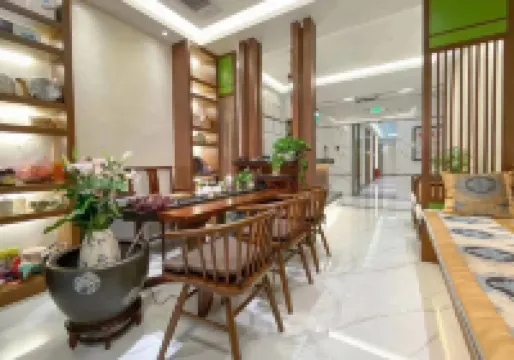 西雙版納景洪境悦微瀾高層觀景民宿（告莊星光夜市店）