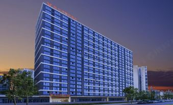 Vienna  Hotel (Guiyang Fanhuali Quanhu Park Subway Station)
