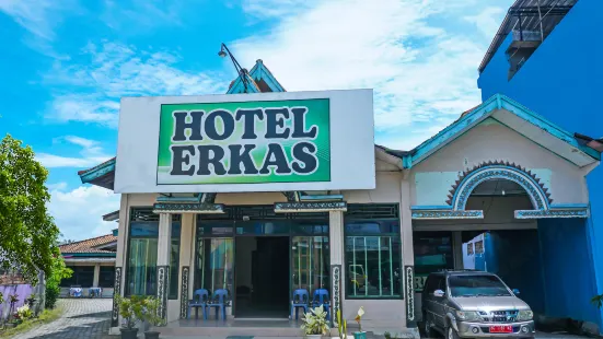 Spot on 92368 Hotel Erkas