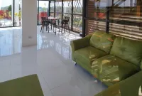 RedDoorz @ Benelio Suites Pavia Iloilo Hotels in Oton