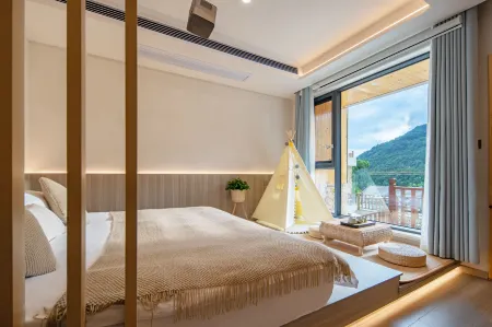 Tianzhushan Mountain Villa