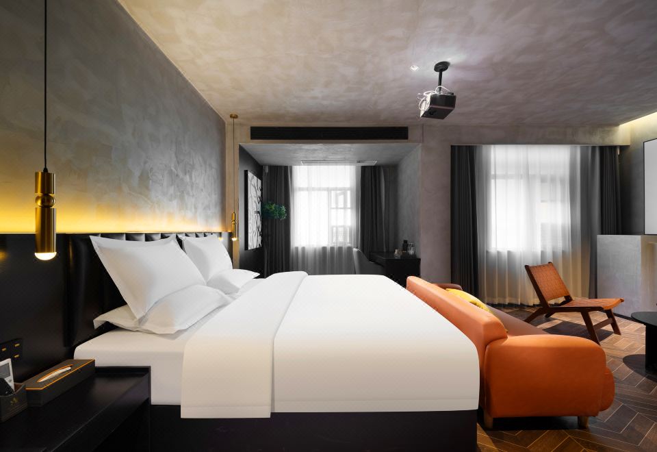 Anyue Hotel (Yichun High-speed Railway Station Wanda) over view