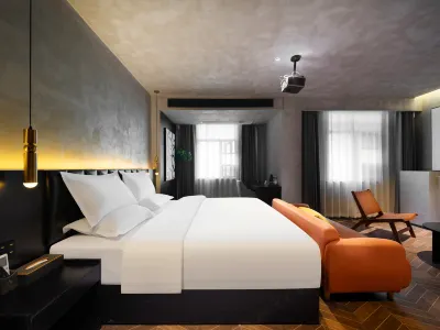 Anyue Hotel (Yichun High-speed Railway Station Wanda)