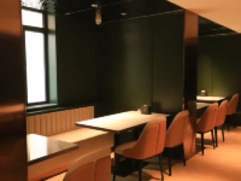 Ruixuan Apartment (Qingdao Taidong Pedestrian Street Beer Street Branch) Hotels in Qingdao