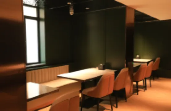 Ruixuan Apartment (Qingdao Taidong Pedestrian Street Beer Street Branch)