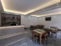 Xiaojin Yunting Mountain Homestay - Bintang 2
