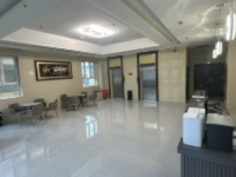 Altay Shanghong Hotel