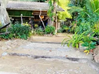 Bonhomie Beach Cottage Hotels in Koh Jum