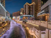 Country Inn & Suites by Radisson Hotel (Guiyang Penshuichi Subway Minsheng Road Food Street Station) Hotels near Mosque