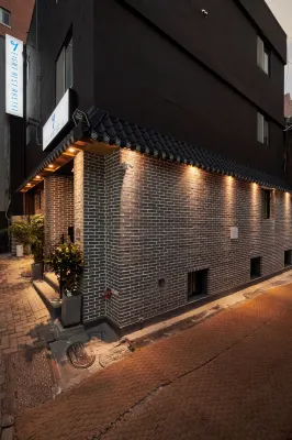 Eight Rest Hostel Myeong-dong