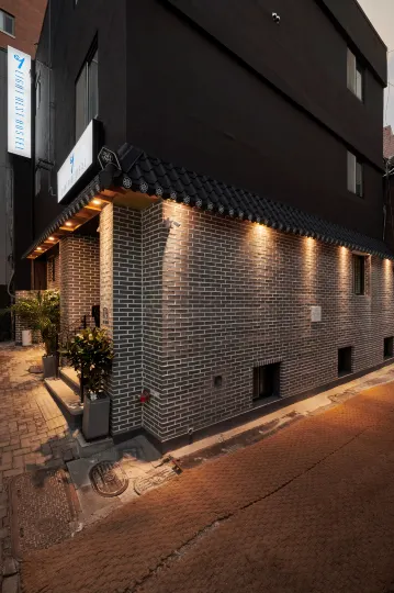 Eight Rest Hostel Myeong-dong