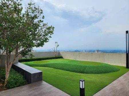 Nilai Vision City 4+1 PAX Terra Suite