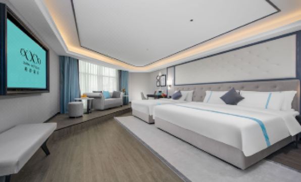 Xana Hotelle (Yanji North Korea Folk Garden Dinosaur Kingdom Store)