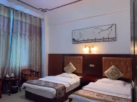Baoshan Tiantian Ping'an Hotel - Inns