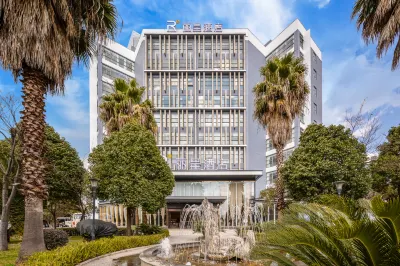 Rezen Hotel Kun Ming (Yunda West Road) Hotel dekat Jinmacun Railway Station