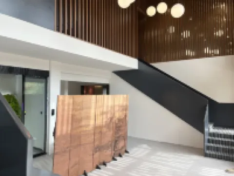 Luoyang Yishe Hotel (Luoyang Museum China National Flower Garden)