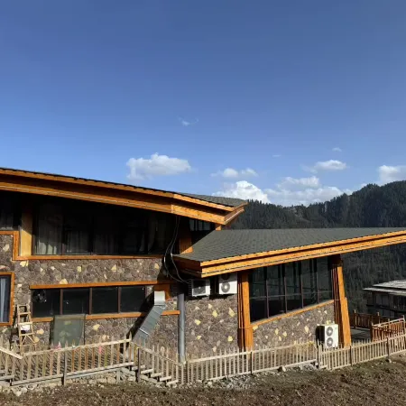 Yuexia Ejie Homestay
