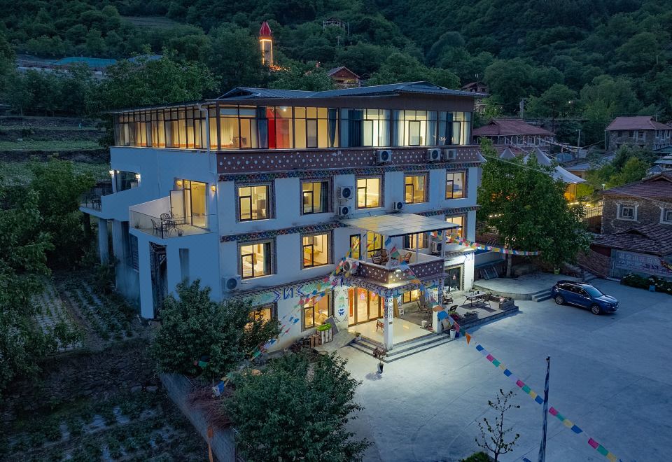 hotel overview picture