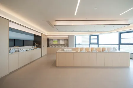 JI Hotel ( Zhoukou Xiangcheng Wanda Plaza Branch) Отели рядом с достопримечательностью «Nandun Ancient City»