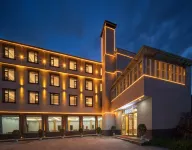 松潘碧瀾雲庭飯店