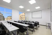 EZZI Hotel (Ankang Traditional Chinese Medicine Hospital Ankang University)