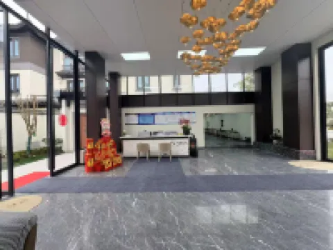 Lancheng Taohuayuan Hotel (Honghu) Hoteles en Honghu