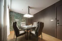 Junbai Hotel (Wuyi Quanxi)