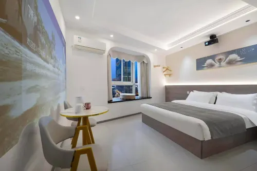 Xixi - High Altitude S Boutique Stay (Jiefangbei Area Hong Ya Dong) - جديد